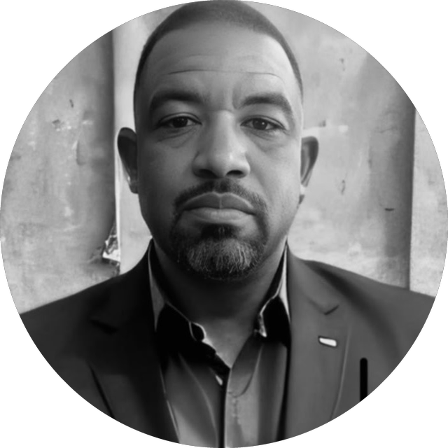 Omar P., founder and facilitator